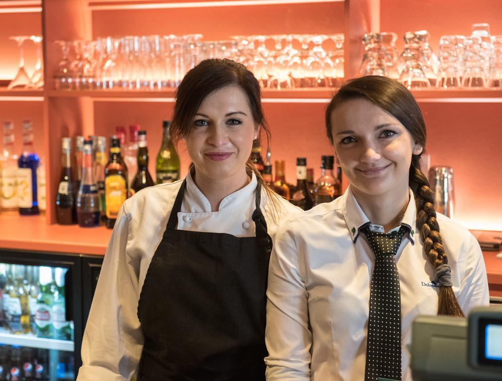 Dolmsundet Hotell Hitra Melandsjøen エクステリア 写真