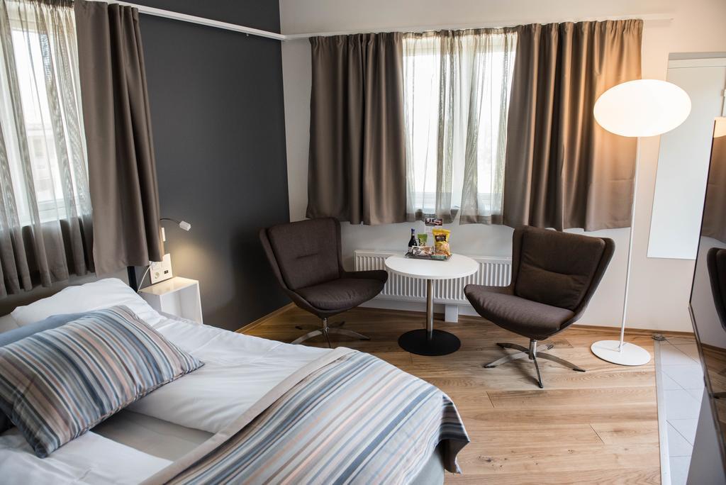 Dolmsundet Hotell Hitra Melandsjøen エクステリア 写真
