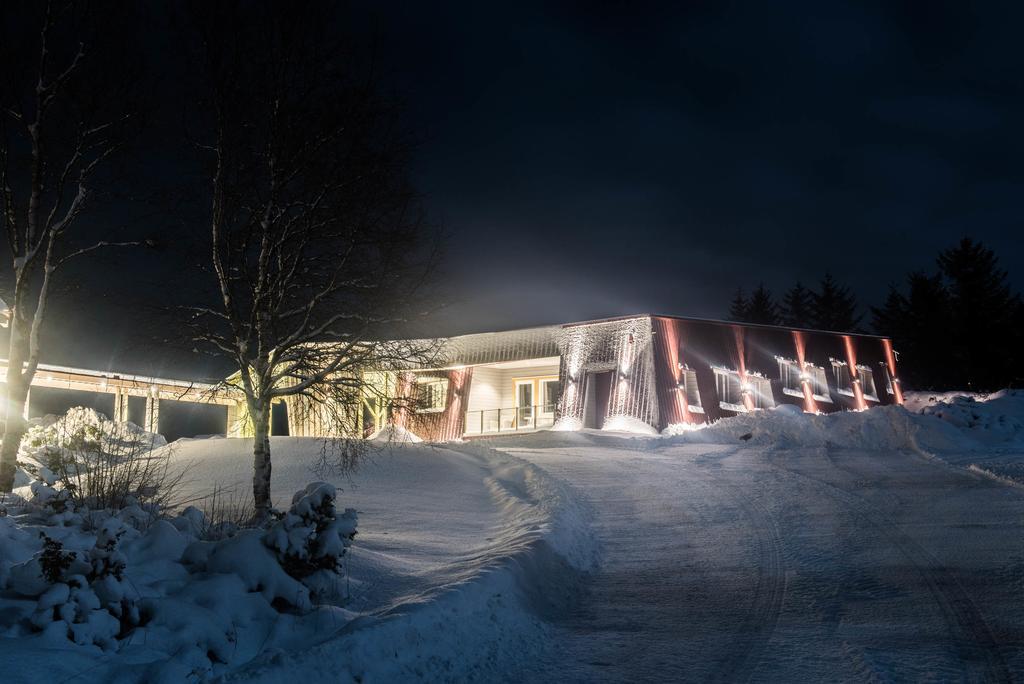 Dolmsundet Hotell Hitra Melandsjøen エクステリア 写真