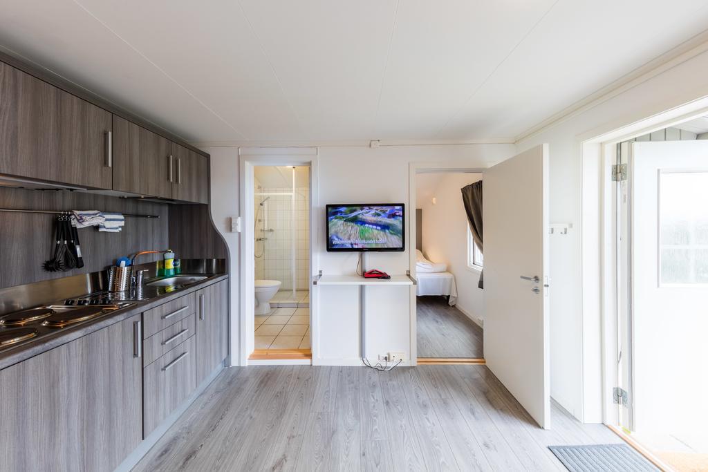 Dolmsundet Hotell Hitra Melandsjøen エクステリア 写真
