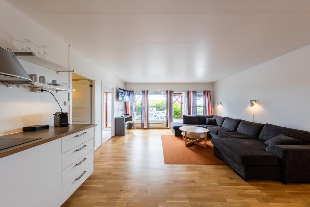 Dolmsundet Hotell Hitra Melandsjøen エクステリア 写真