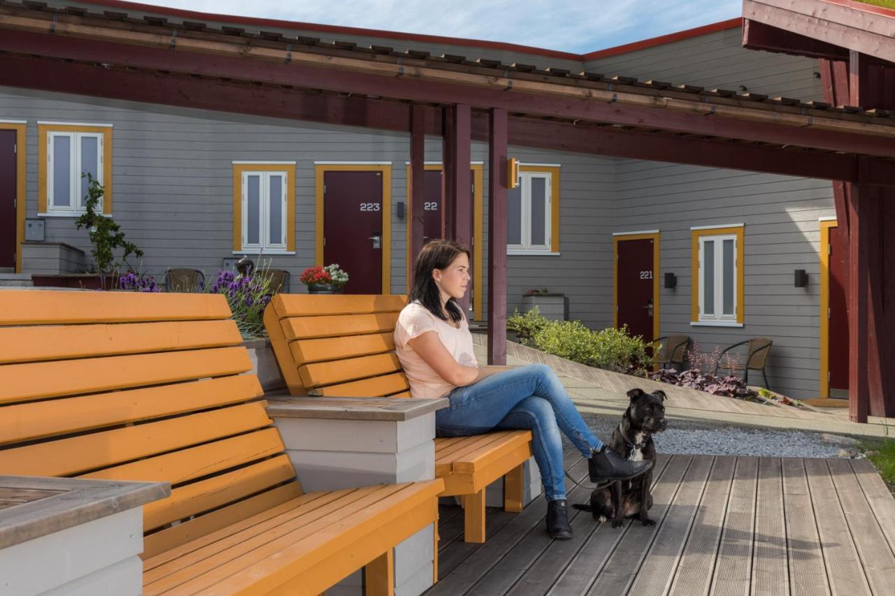 Dolmsundet Hotell Hitra Melandsjøen エクステリア 写真